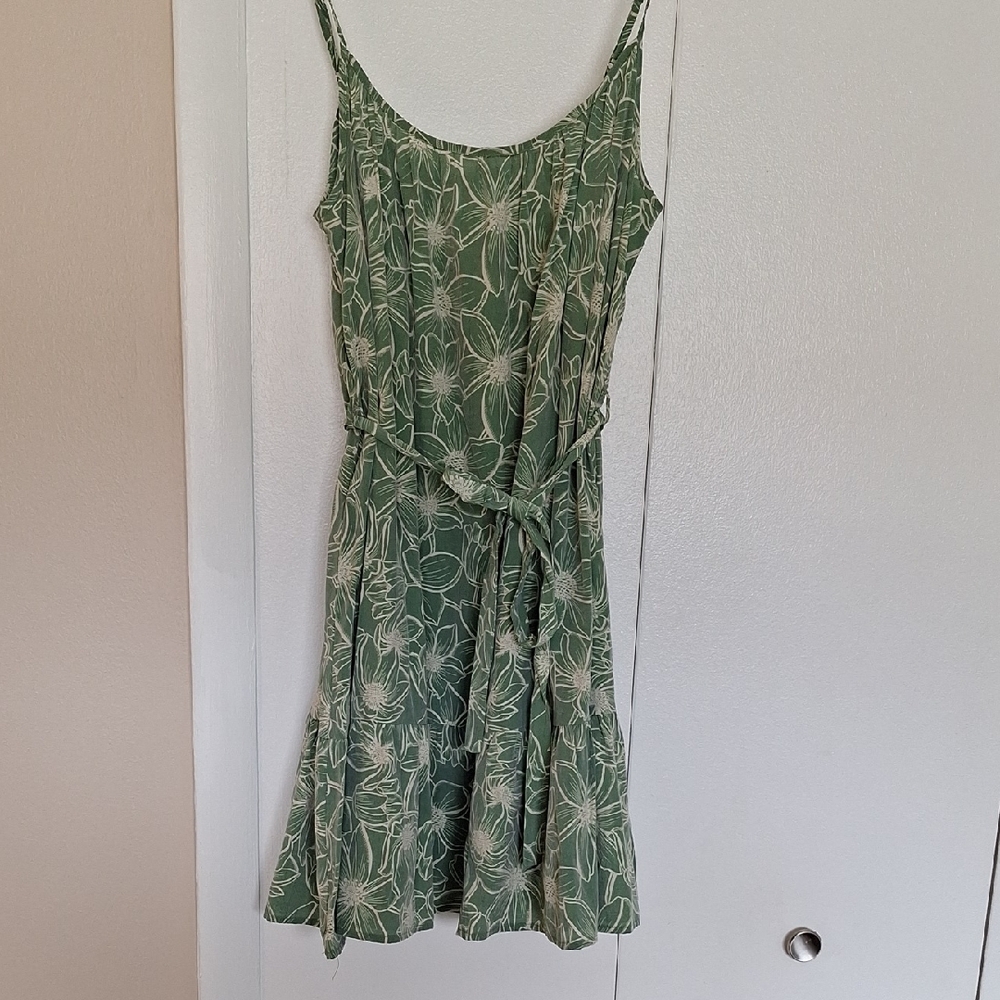 BE COOL Green and White Spaghetti Strap Sundress